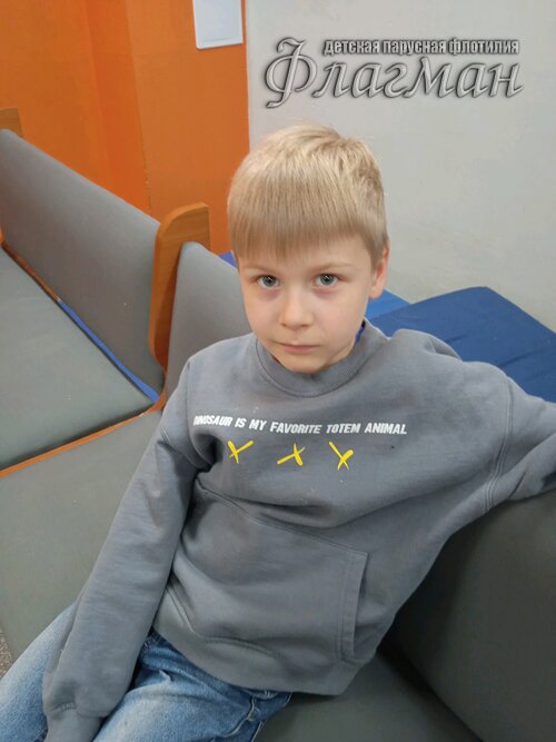d41c1758.ID Photo.114753